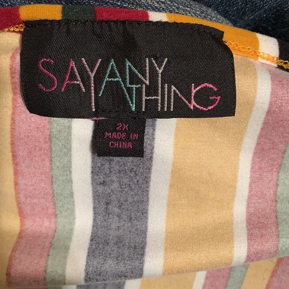 NWOT! SayAnyThing size woman’s plus 2x blouse. Striped blouse. Slit sleeves. - Picture 5 of 7